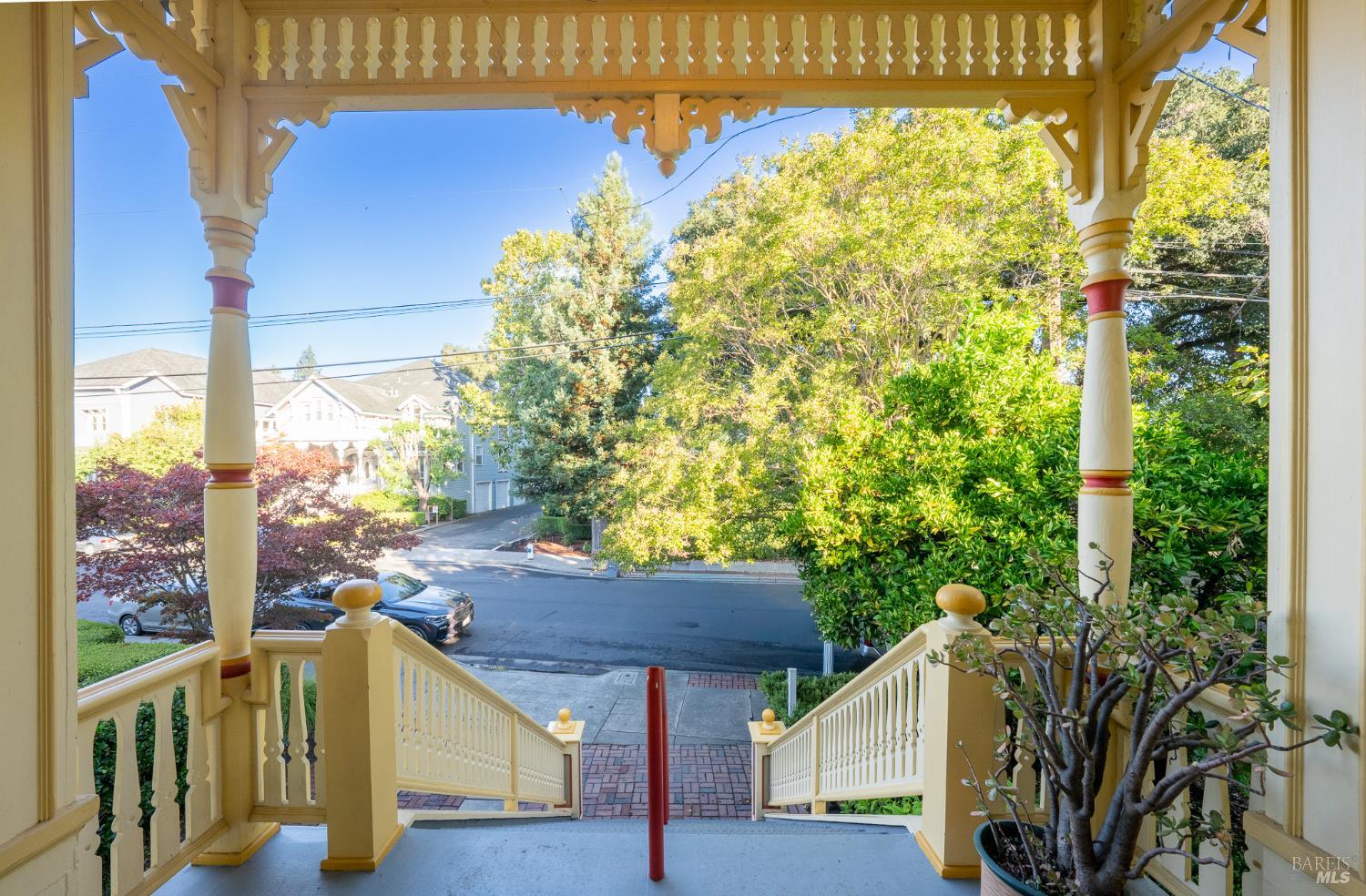 432 8th Street Santa Rosa, CA 95401 - Photo 6 of 40 a view of balcony with furniture and garden