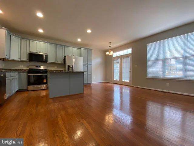 $2,750 | 4929 Chaste Tree Place, Woodbridge, VA 22192