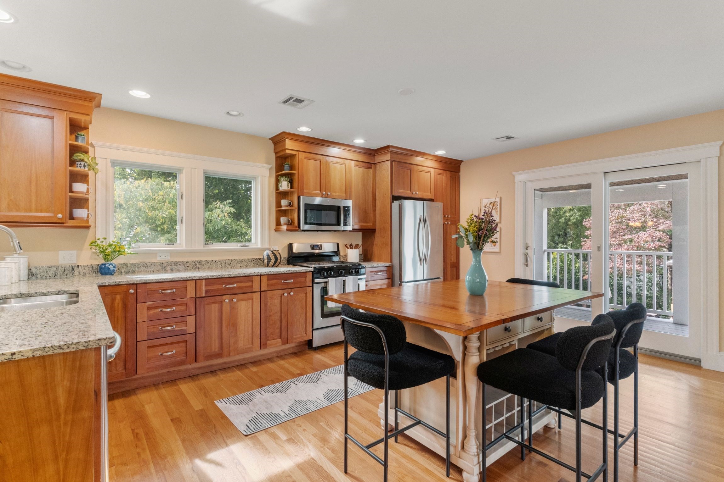 225 Jackson Road, Unit 225 Newton, MA 02458 - Photo 13 of 27 Gallery Image 13