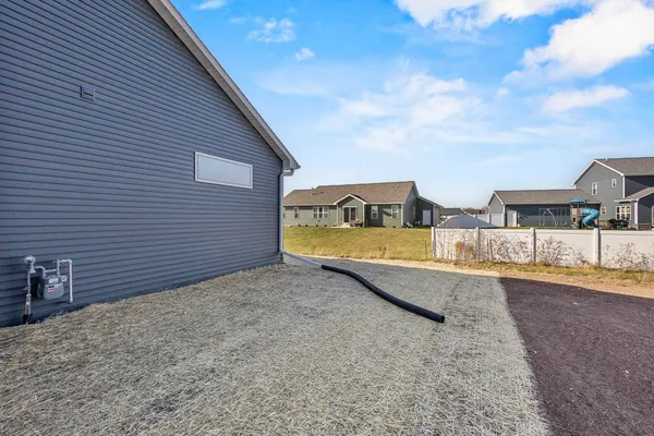 $463,900 | 2518 Tipperary Trail, De Pere, WI 54115