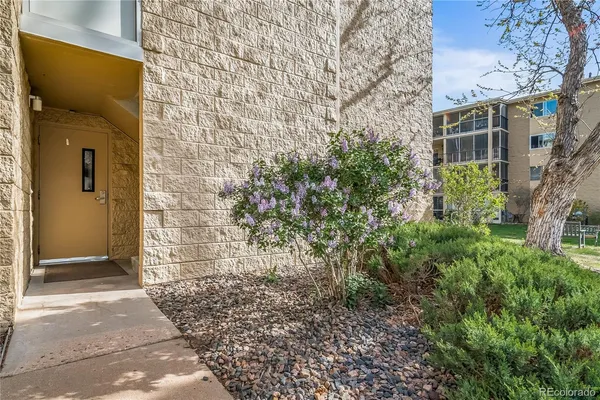 $210,000 | 3022 South Wheeling Way, Unit 112, Aurora, CO 80014