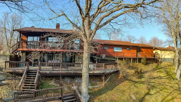 $319,000 | 3962 East Lake Road 26 West, Monticello, IN 47960