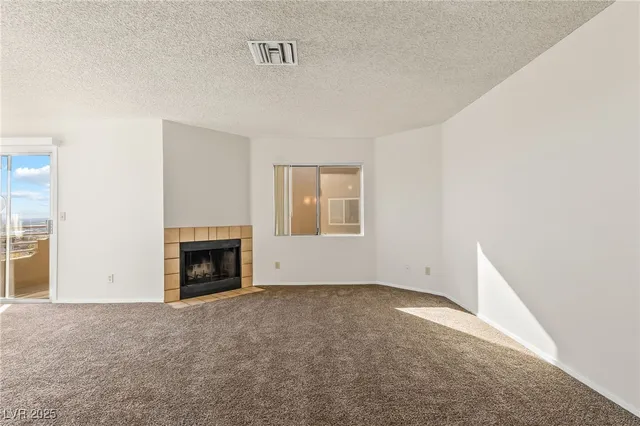 $195,000 | 2191 Bay Club Drive, Unit 204, Laughlin, NV 89029