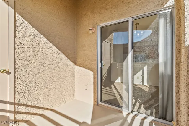 $195,000 | 2191 Bay Club Drive, Unit 204, Laughlin, NV 89029