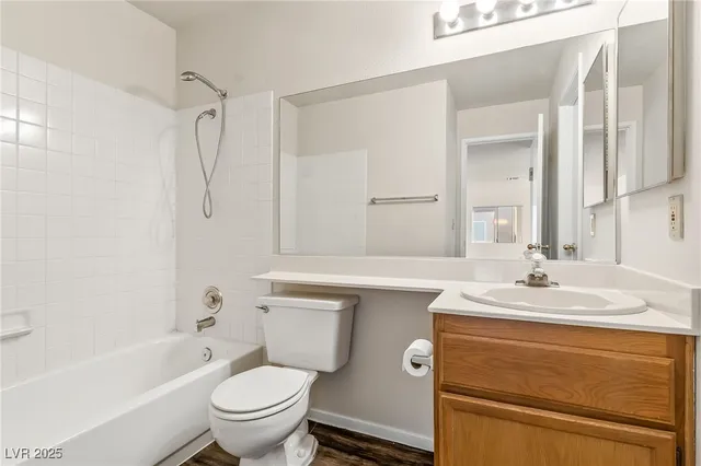 $195,000 | 2191 Bay Club Drive, Unit 204, Laughlin, NV 89029