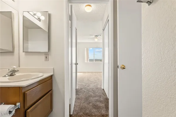 $189,000 | 2191 Bay Club Drive, Unit 204, Laughlin, NV 89029