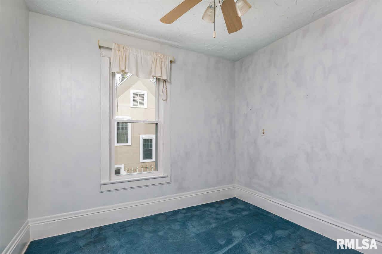 709 3rd Street Moline, IL 61265 - Photo 15 of 23 Gallery Image 15