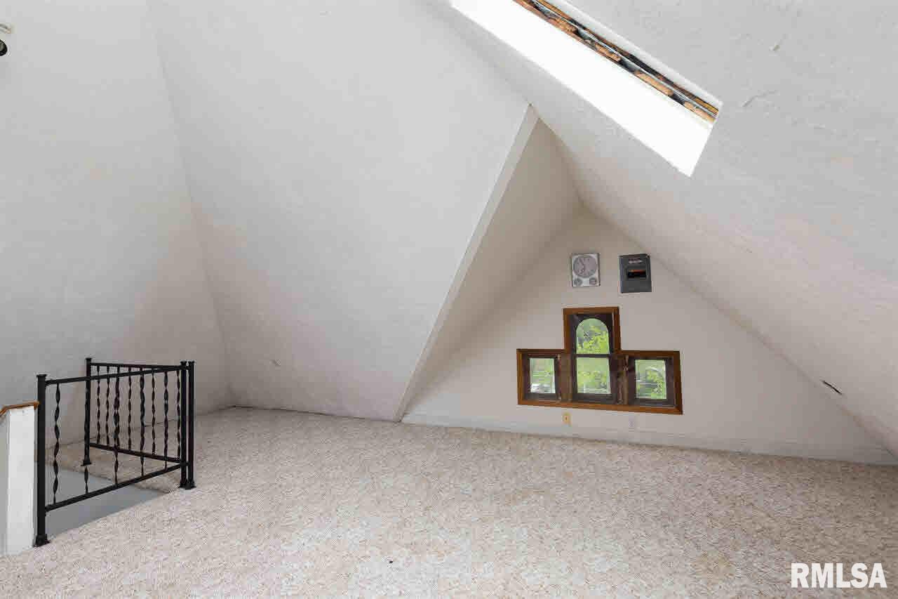 709 3rd Street Moline, IL 61265 - Photo 21 of 23 Gallery Image 21