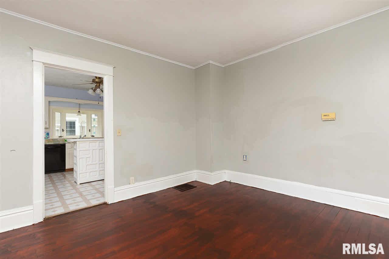 709 3rd Street Moline, IL 61265 - Photo 8 of 23 Gallery Image 8