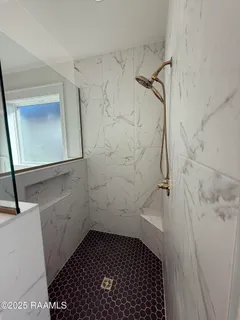 $423,900 | 102 Lakes Edge Drive, Broussard, LA 70518