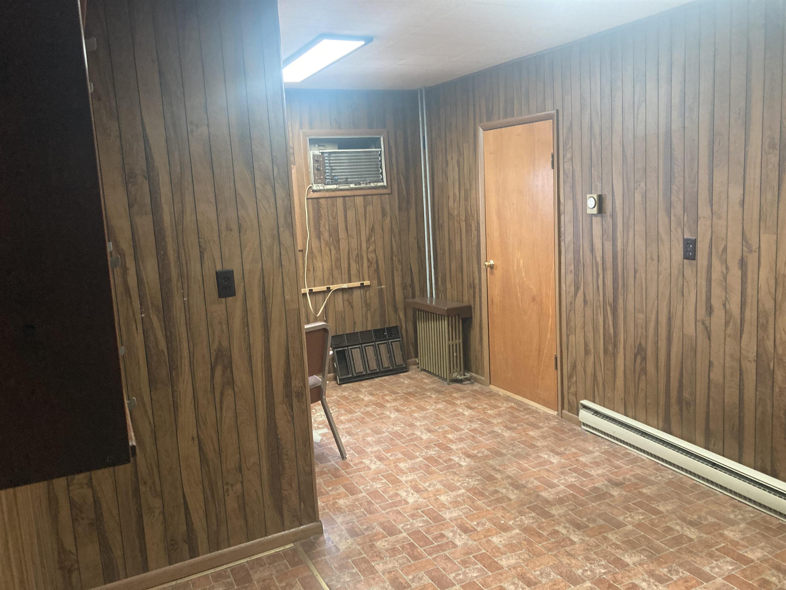 303 West Water Street Shullsburg, WI 53586 - Photo 12 of 23