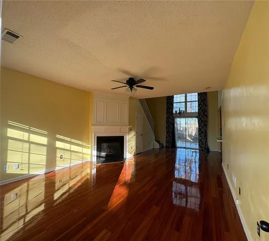 $2,400 | 1607 Heyford Circle, Kennesaw, GA 30152