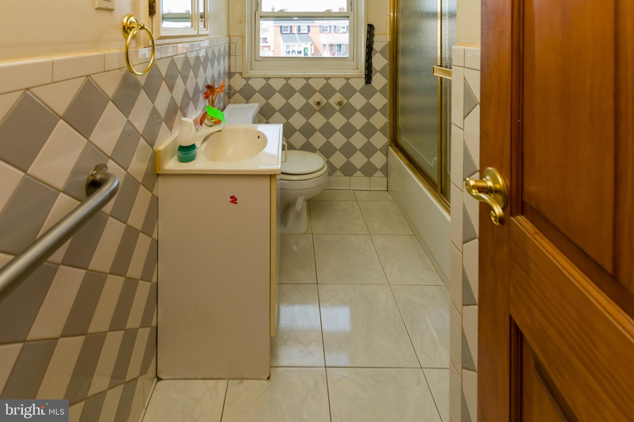 7825 Lockwood Road Baltimore, MD 21222 - Photo 17 of 20