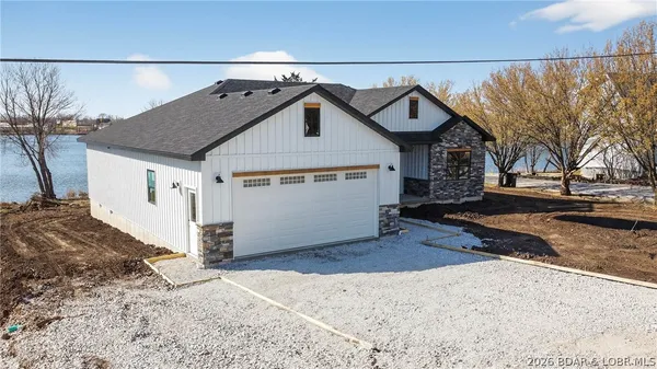 $349,900 | 223 Crescent Drive, Lincoln, MO 65338