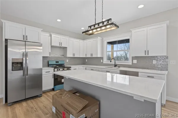 $349,900 | 223 Crescent Drive, Lincoln, MO 65338