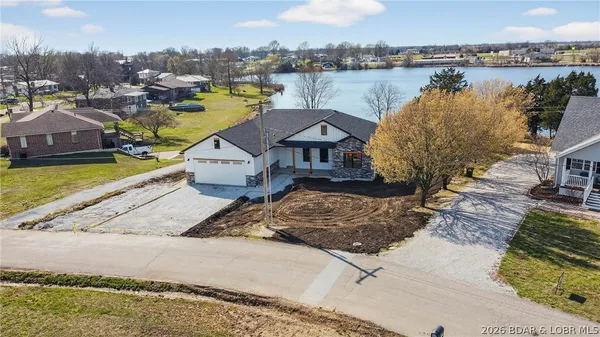 $349,900 | 223 Crescent Drive, Lincoln, MO 65338