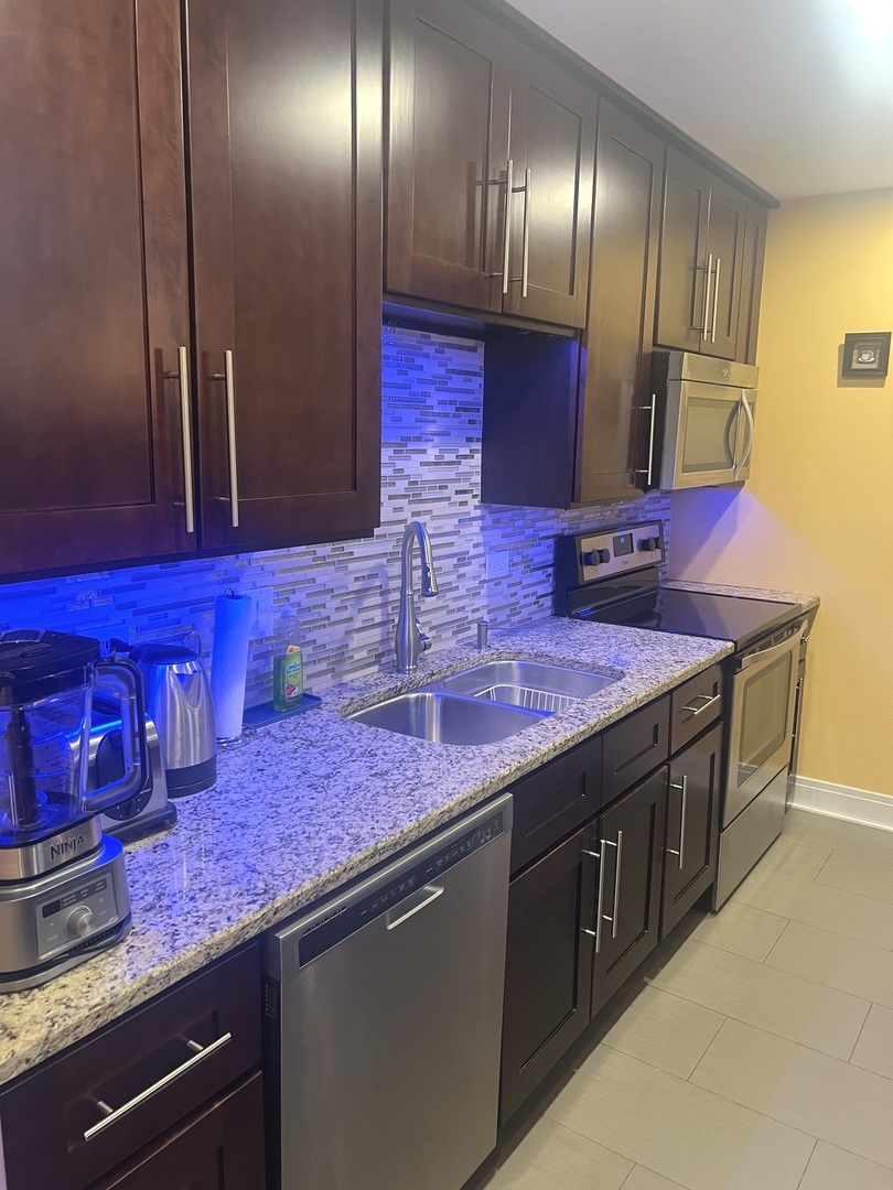 804 East Old Willow Road, Unit 108 Prospect Heights, IL 60070 - Photo 11 of 46