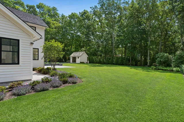 $5,495,000 | 41 Montauk Avenue, Sag Harbor, NY 11963