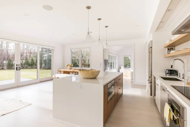 $5,495,000 | 41 Montauk Avenue, Sag Harbor, NY 11963