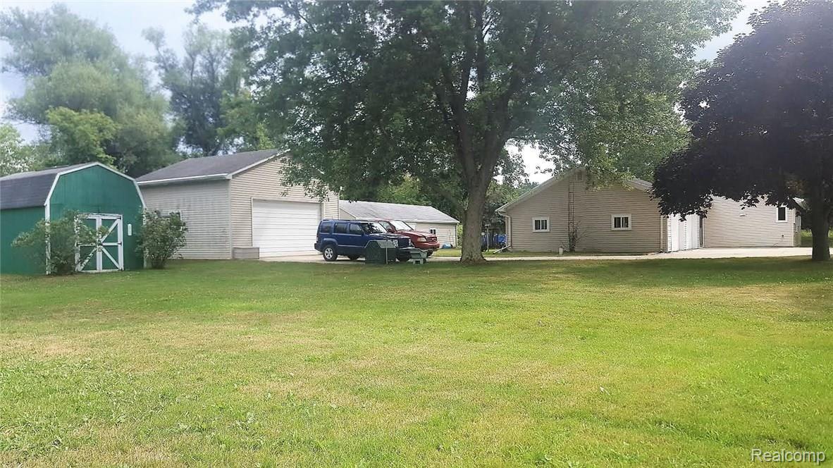 6947 Coon Hill Road Munith, MI 49259 - Photo 1 of 14 0.jpg