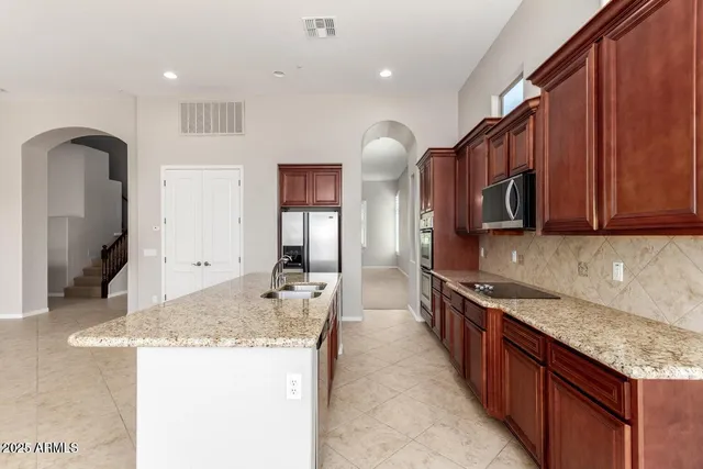 $3,500 | 31604 North 19th Avenue, Phoenix, AZ 85085