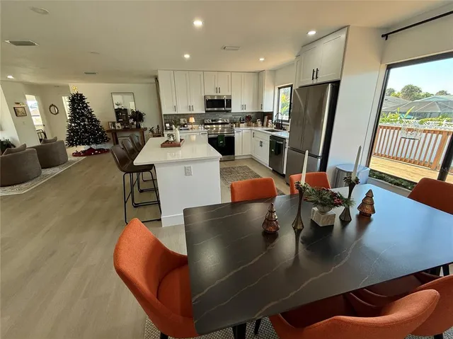 $3,750 | 6510 Abaco Drive, Apollo Beach, FL 33572