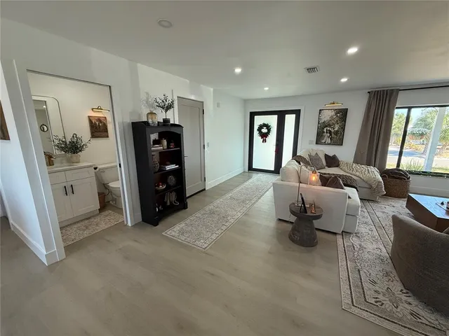 $3,750 | 6510 Abaco Drive, Apollo Beach, FL 33572