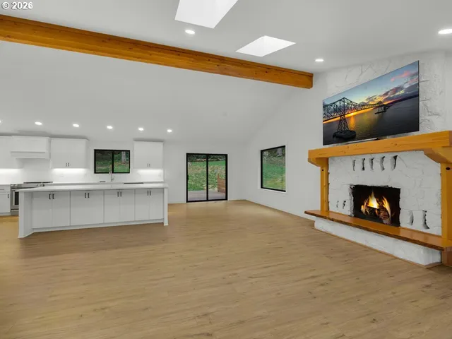 $939,000 | 37671 Timber Lane, Astoria, OR 97103