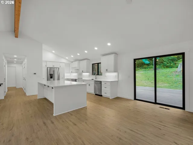 $939,000 | 37671 Timber Lane, Astoria, OR 97103