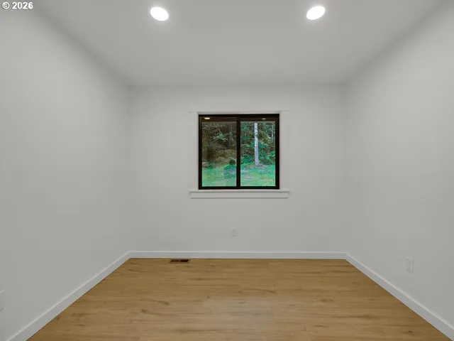 $939,000 | 37671 Timber Lane, Astoria, OR 97103