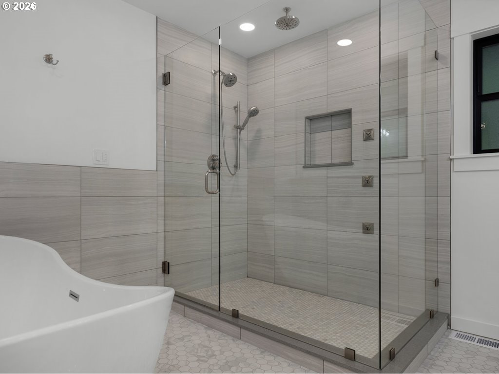 37671 Timber Lane Astoria, OR 97103 - Photo 26 of 44