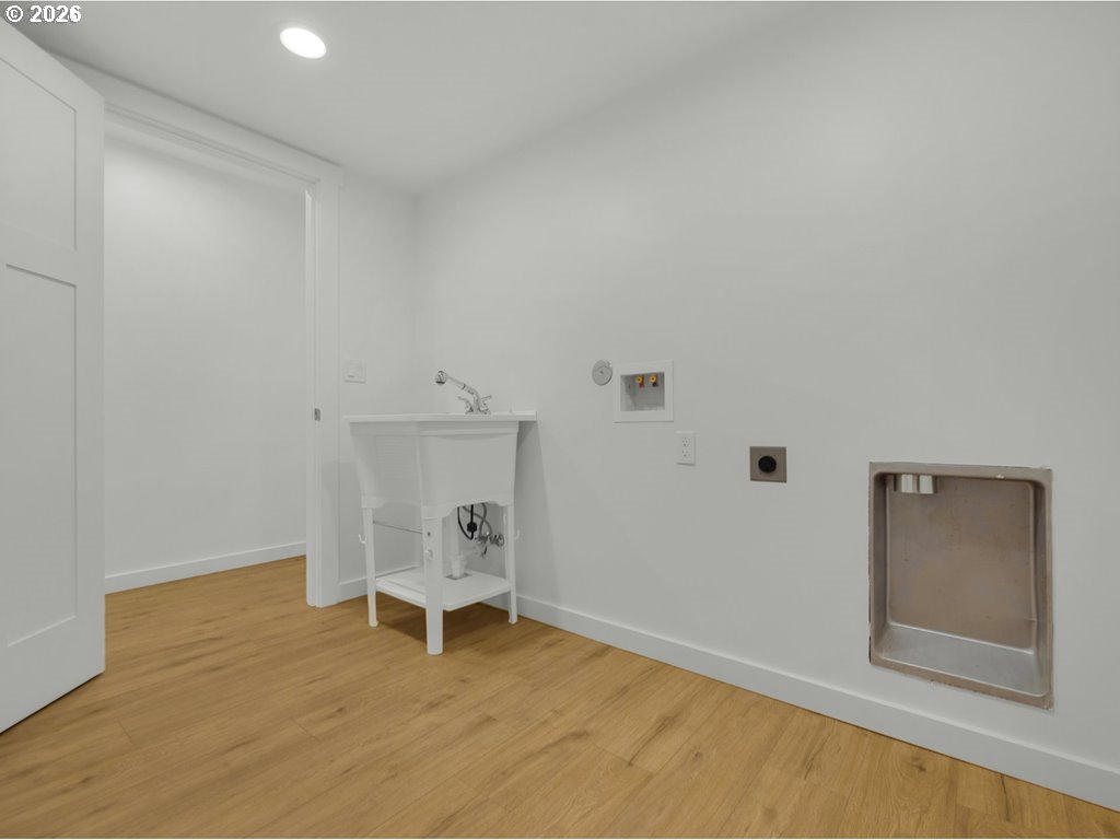 37671 Timber Lane Astoria, OR 97103 - Photo 36 of 44