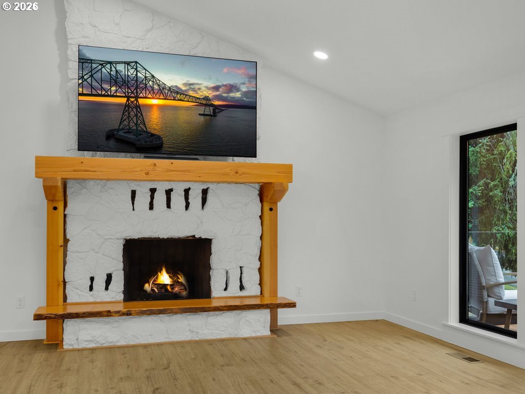 37671 Timber Lane Astoria, OR 97103 - Photo 9 of 44