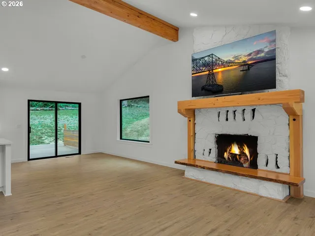 $939,000 | 37671 Timber Lane, Astoria, OR 97103