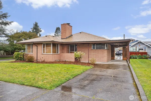 $585,000 | 501 North Oak Street, Centralia, WA 98531