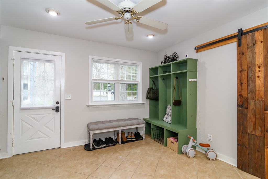 39 Old North Road Hudson, MA 01749 - Photo 9 of 24