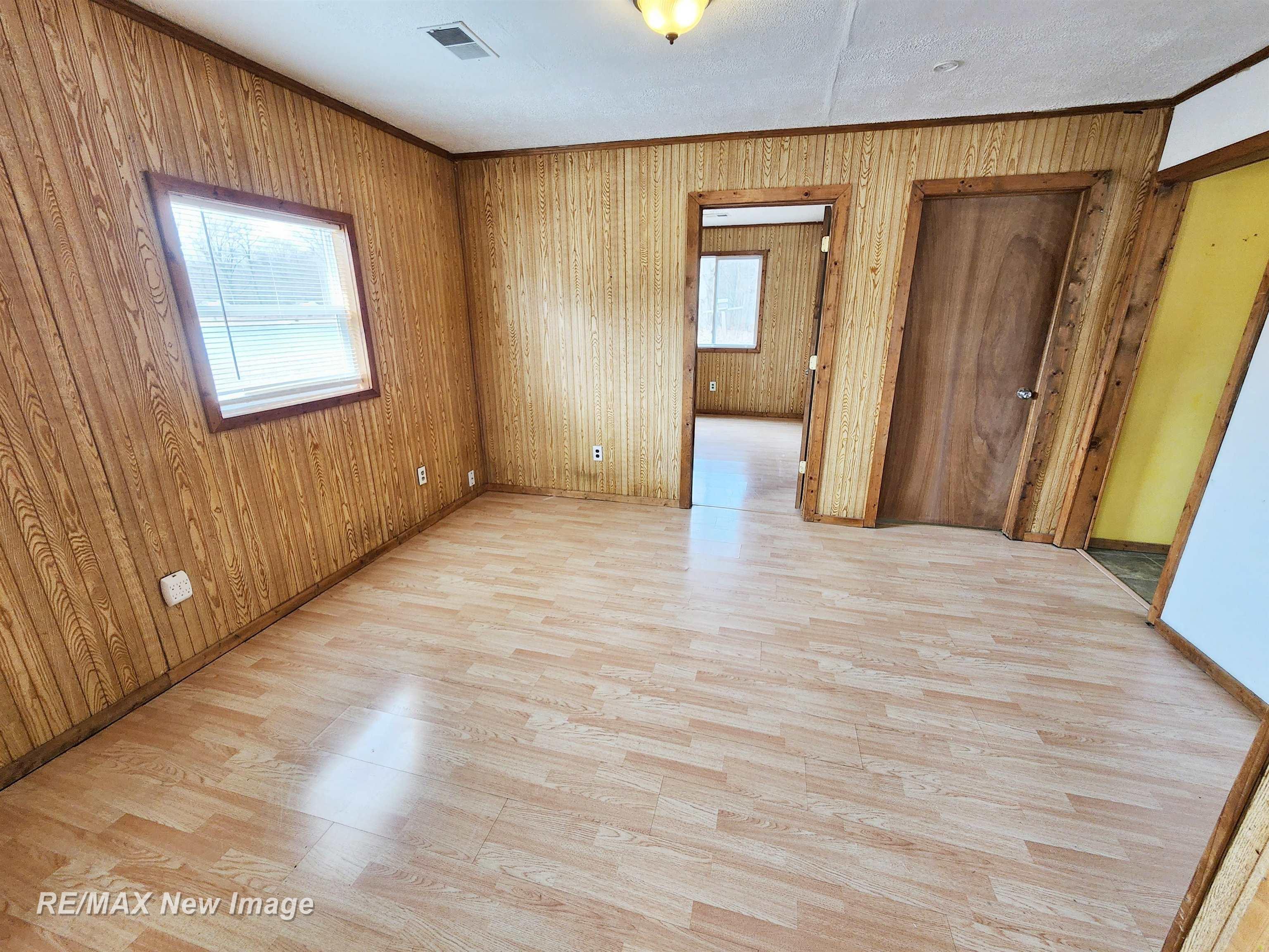 12000 Lakefield Road St. Charles, MI 48655 - Photo 18 of 39 50168912-b318e3ef-11c8-4655-a947-37ae16dc6393.JPG