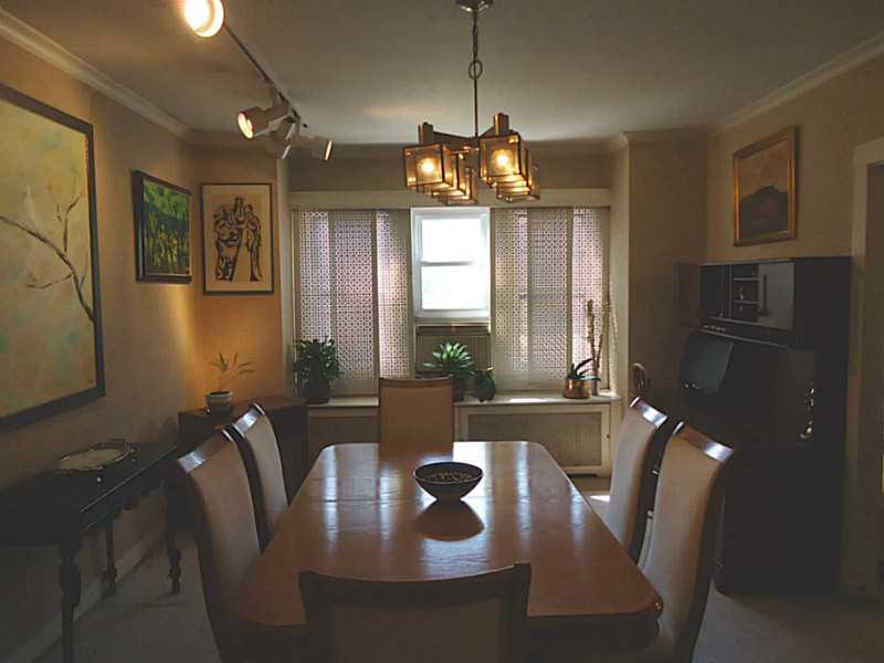 6506 Darlington Road Pittsburgh, PA 15217 - Photo 4 of 13 Dining Room.