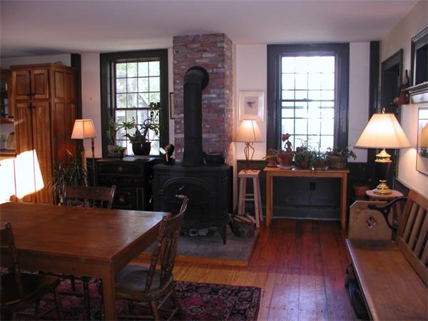 513 Old County Road Westport, MA 02790 - Photo 17 of 30 Gallery Image 17