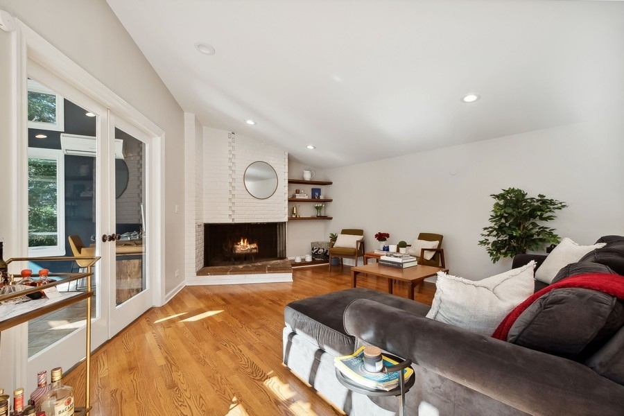 939 Illinois Road Wilmette, IL 60091 - Photo 13 of 39