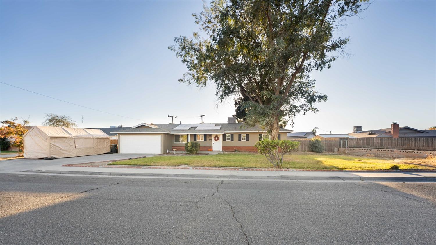 351 West Spring Lane Lemoore, CA 93245 - Photo 1 of 47 Gallery Image 1