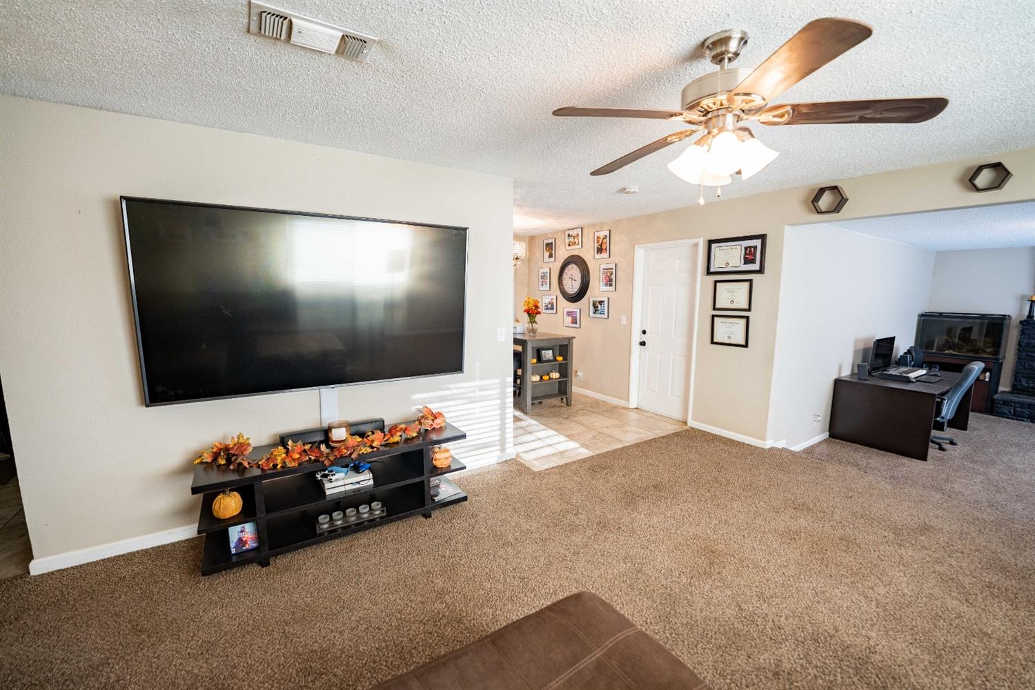351 West Spring Lane Lemoore, CA 93245 - Photo 14 of 47 Gallery Image 14