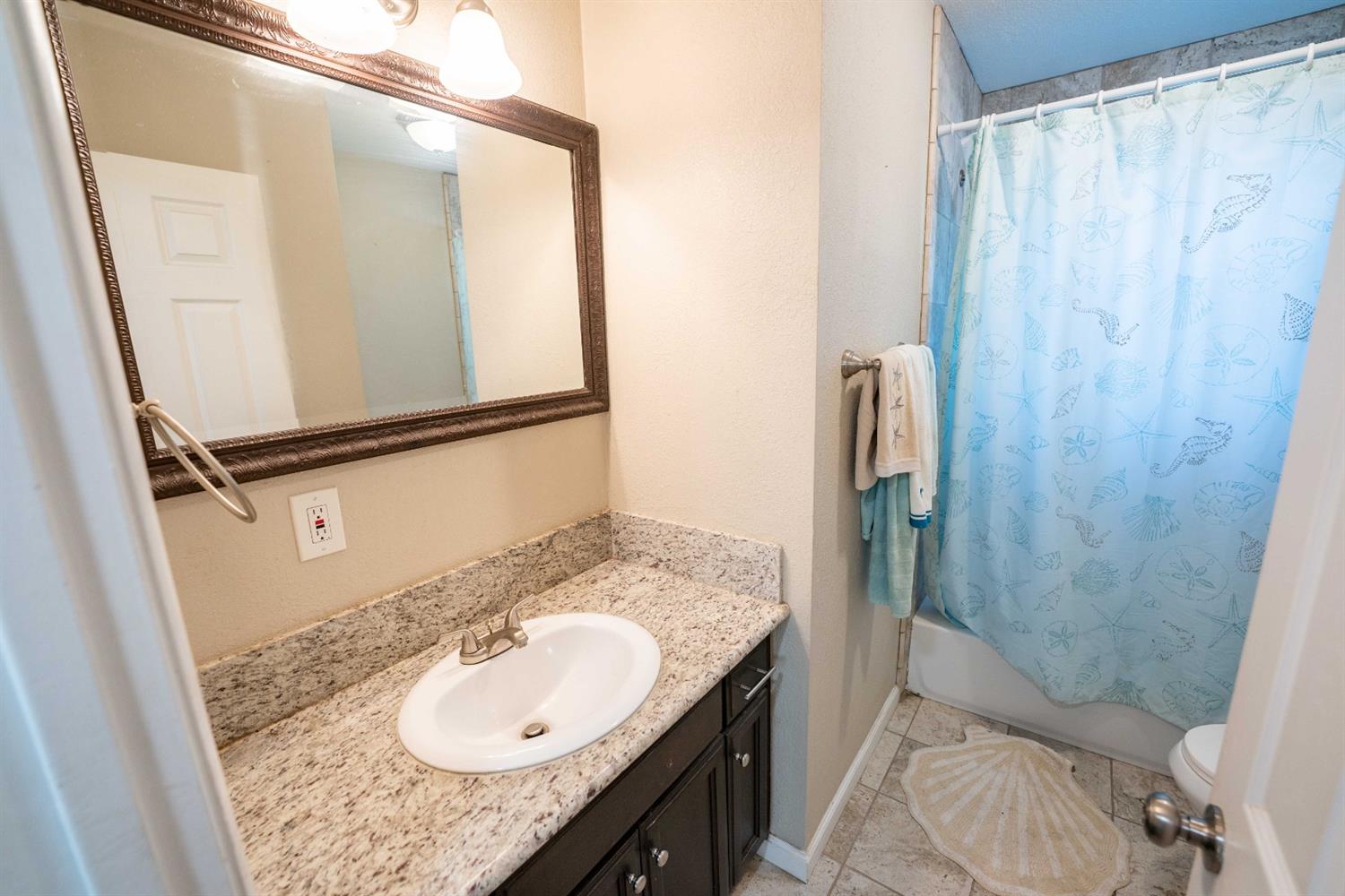 351 West Spring Lane Lemoore, CA 93245 - Photo 29 of 47 Gallery Image 29