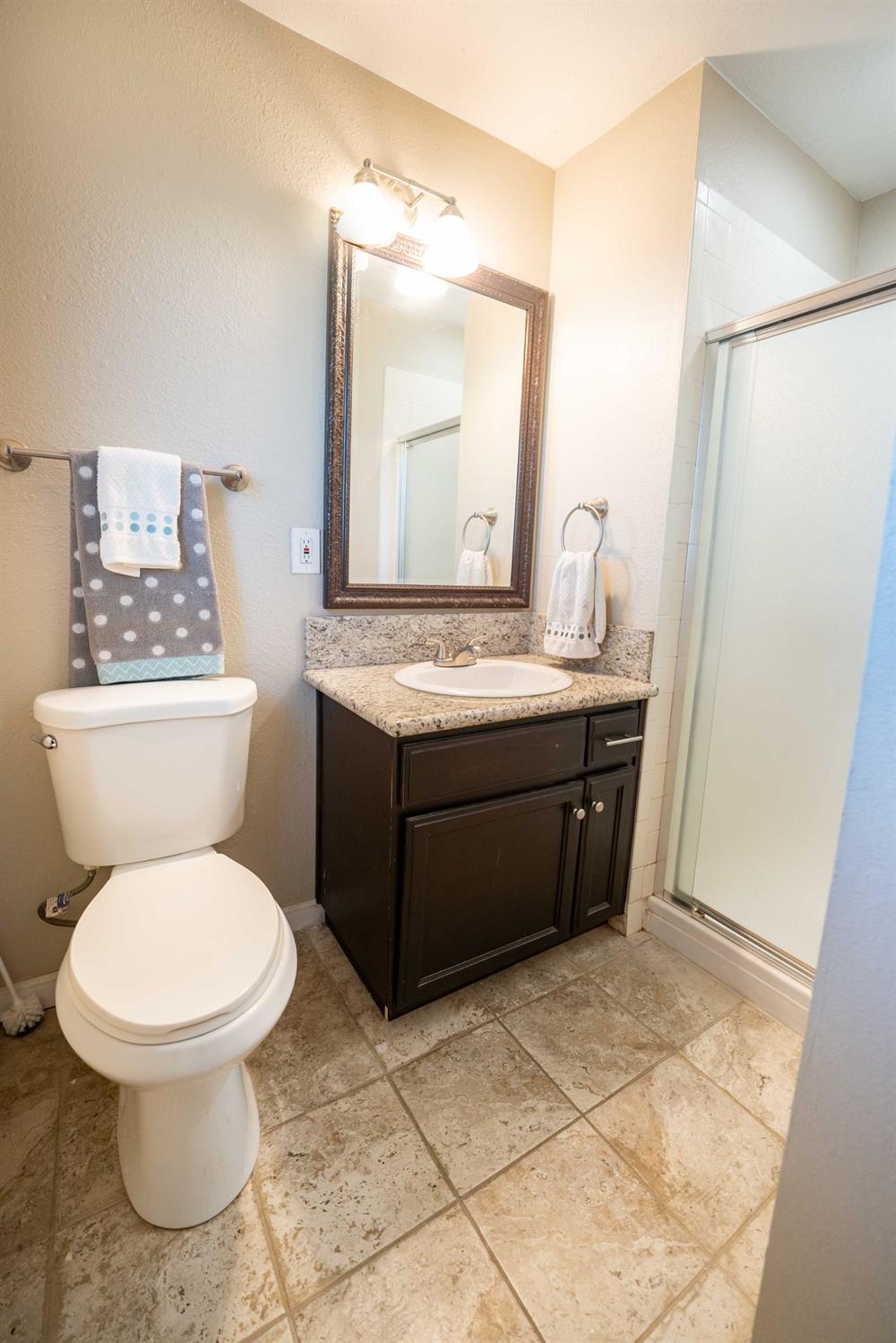 351 West Spring Lane Lemoore, CA 93245 - Photo 34 of 47 Gallery Image 34