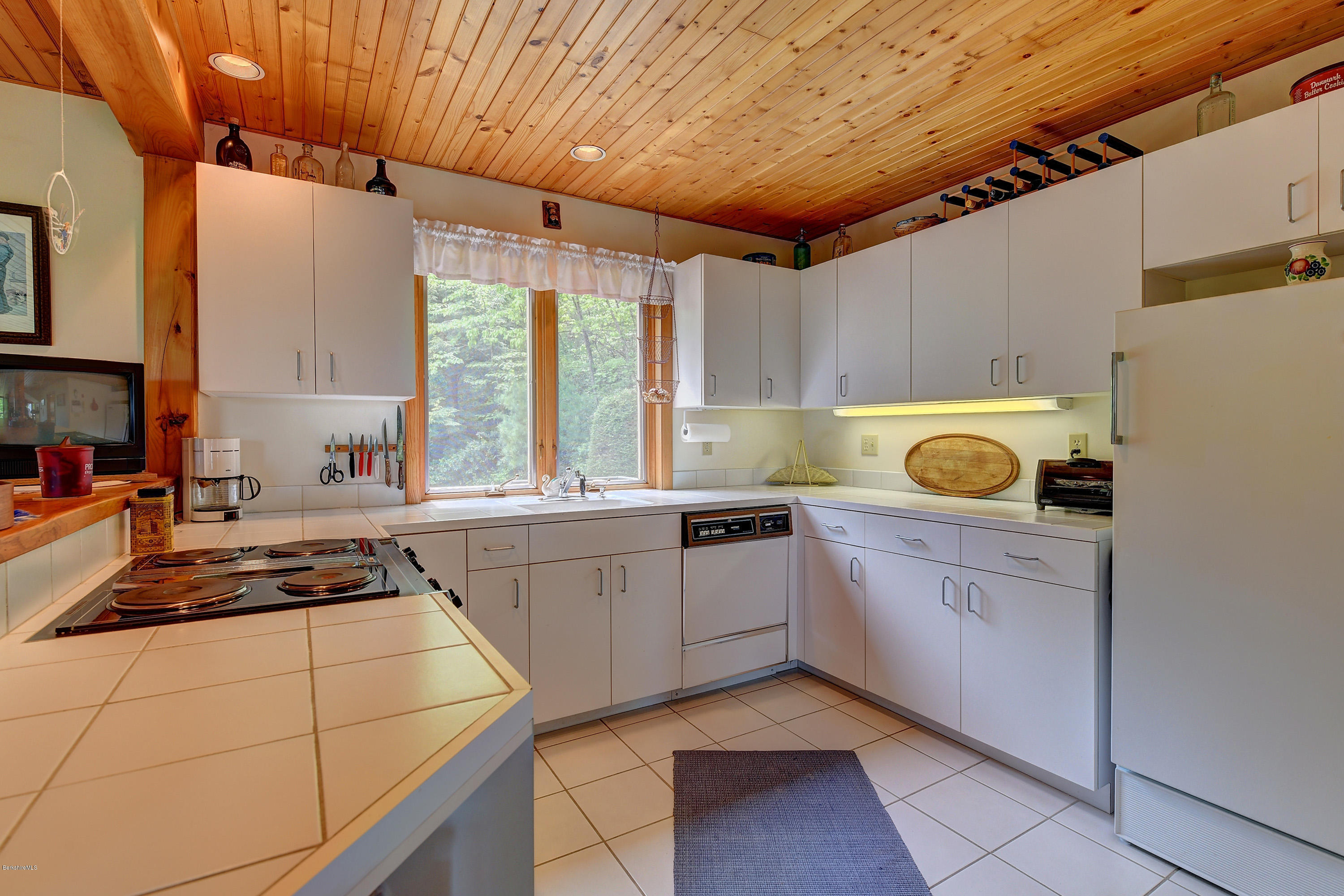226 Mt Washington Road Egremont, MA 01230 - Photo 10 of 30 11-Kitchen