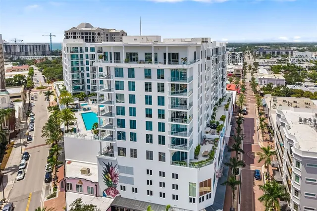 $3,300,000 | 111 South Pineapple Avenue, Unit 1204, Sarasota, FL 34236