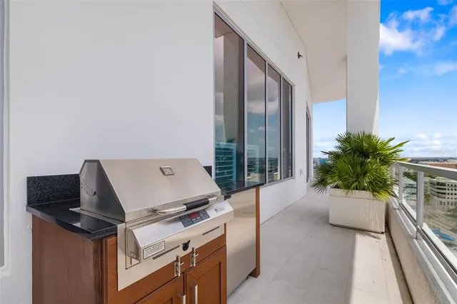 $3,300,000 | 111 South Pineapple Avenue, Unit 1204, Sarasota, FL 34236