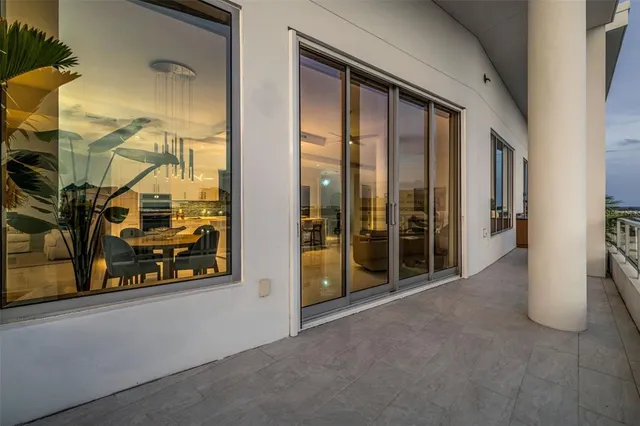 $3,300,000 | 111 South Pineapple Avenue, Unit 1204, Sarasota, FL 34236