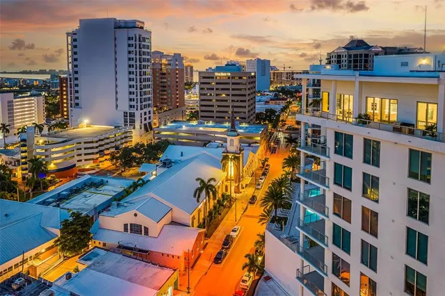 $3,300,000 | 111 South Pineapple Avenue, Unit 1204, Sarasota, FL 34236
