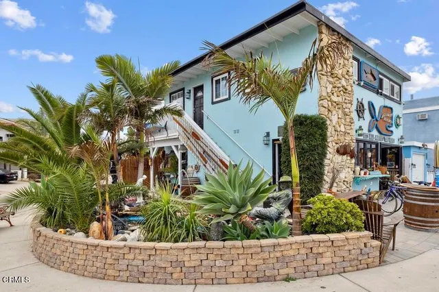 $1,099,000 | 2301 Roosevelt Boulevard, Oxnard, CA 93035